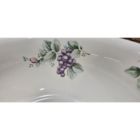 Vtg Pfaltzgraff Grapevine Large Serving Bowl 10” Round Vegetable Salad USA Grape - Picture 5 of 14